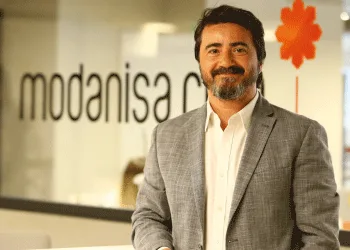 Kerim Ture Modanisa Digibus 1